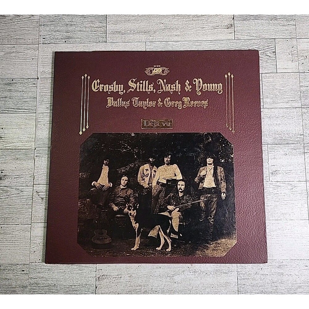 Vintage CROSBY STILLS NASH & YOUNG  "Deja Vu" 1970 Album Record Vinyl SD 7200